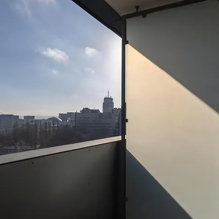 Apartment Hanza Tower 738 *